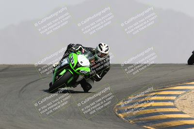 media/Mar-28-2022-Superbike Trackdays (Mon) [[b8603d0f67]]/Open Track Time/Turn 12/